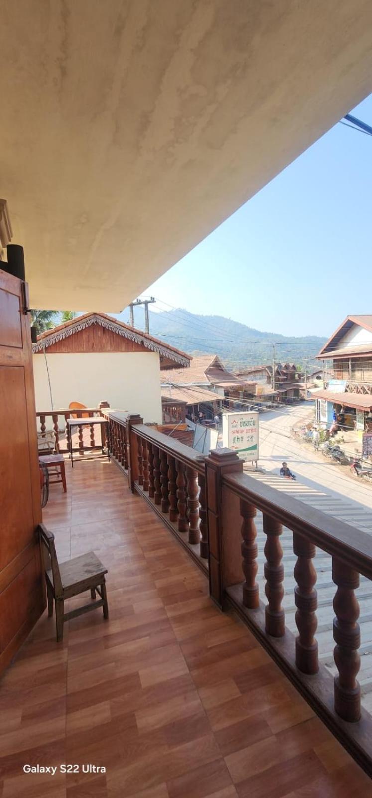 Thip Phavanh Guesthouse MuangMuangpakbeng Kültér fotó