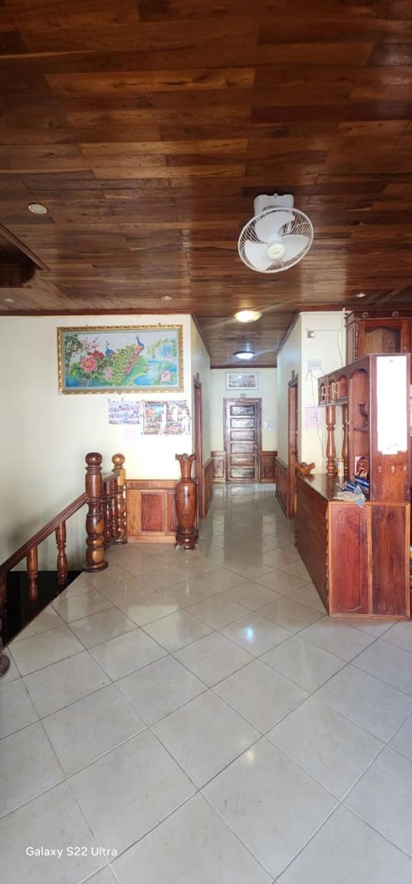 Thip Phavanh Guesthouse MuangMuangpakbeng Kültér fotó